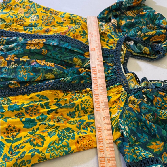 Farm Rio x Anthropologie Lace Inset Peasant Blouse in a tropical print Size S - Picture 5 of 9